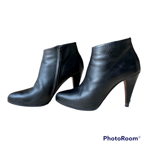 Balenciaga  Ankle Boots - Picture 1 of 8